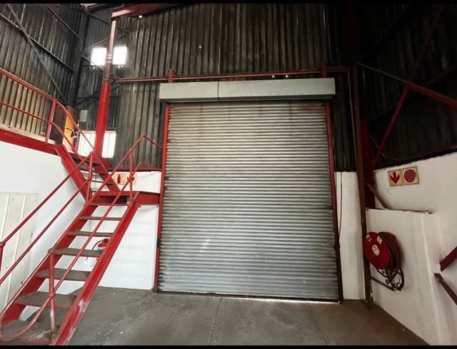 371M² WAREHOUSE TO LET IN ANDERBOLT